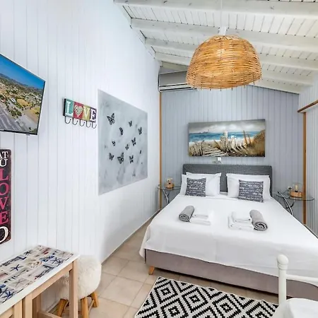 Beach House Cavo Киотари